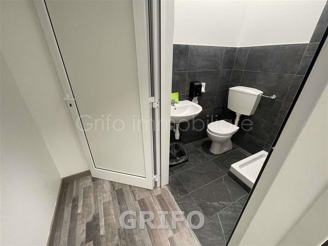 Fondo 2 vani in affitto non arredato a GROSSETO - foto 5