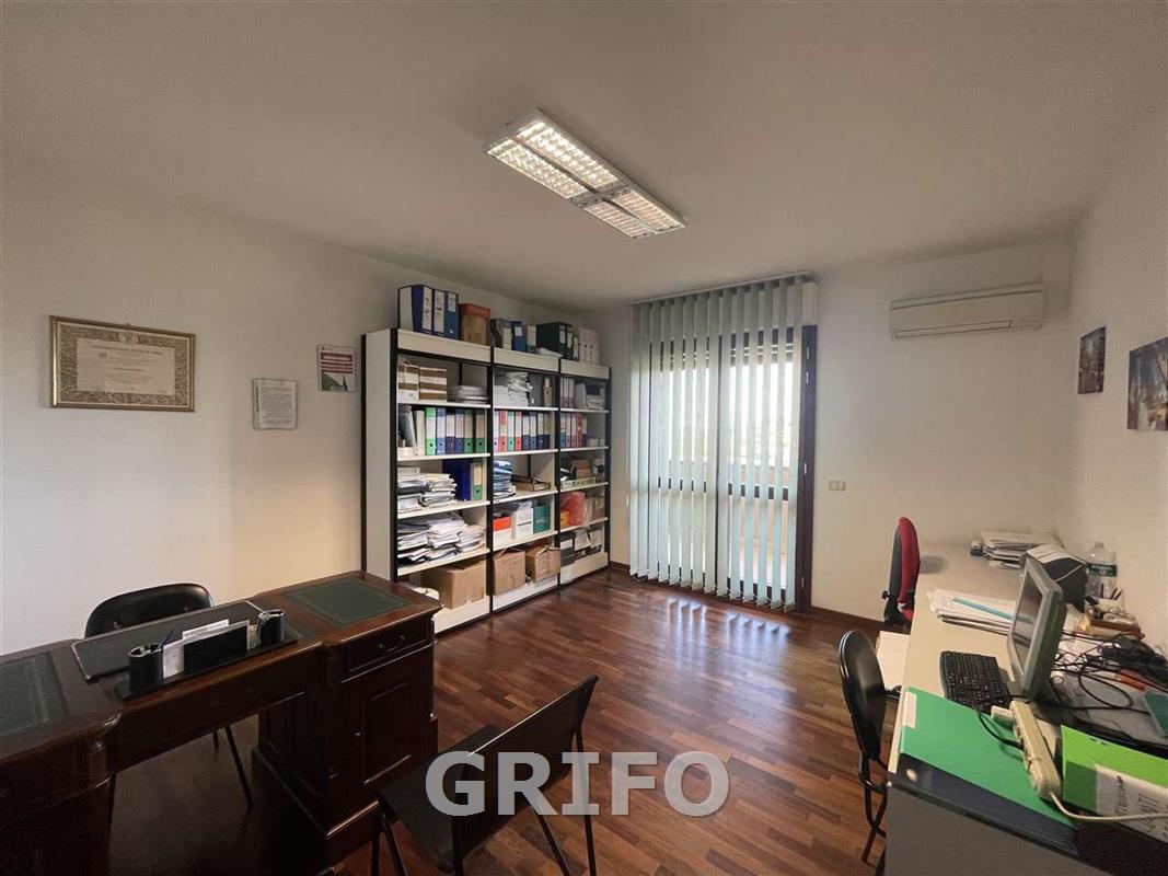 Attività commerciale 4 vani in vendita a GROSSETO - foto 5